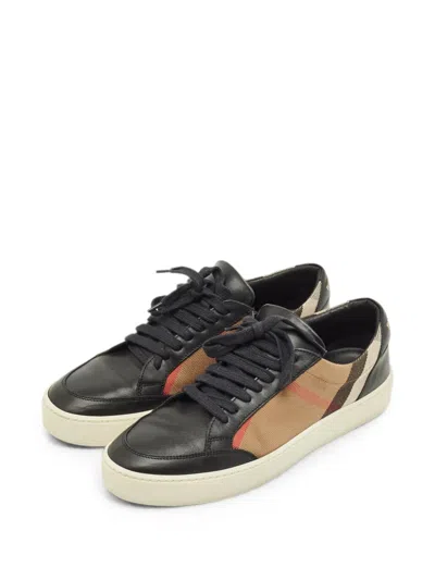 Pre-owned Burberry House Check Low-top Sneakers In Black