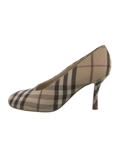 Pre-owned Burberry House Check Pattern Canvas Pumps In Neutral