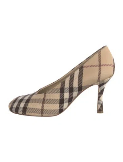 Pre-owned Burberry House Check Pattern Pumps In Neutrals