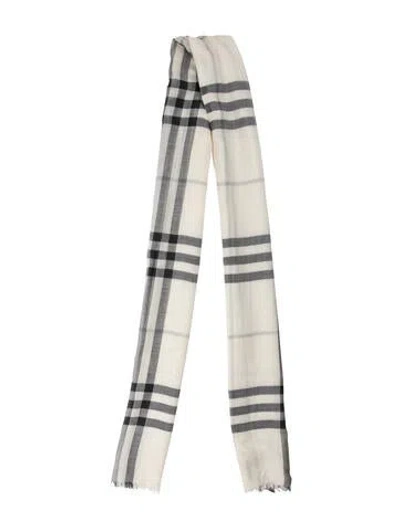 Pre-owned Burberry House Check Pattern Scarf