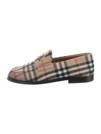 Pre-owned Burberry House Check Pattern Wool Loafers In Neutral