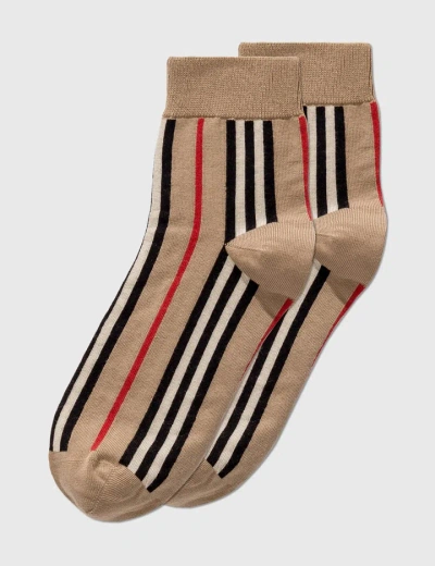 Burberry Icon Stripe Intarsia Ankle Socks In Brown