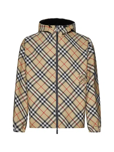 Burberry Jacket In Sand Ip Check