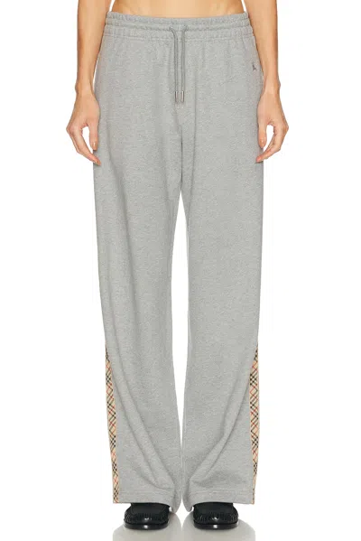 Burberry Jodie Sweatpant In Gray