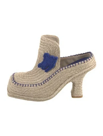 Pre-owned Burberry Jute Mules In Neutral