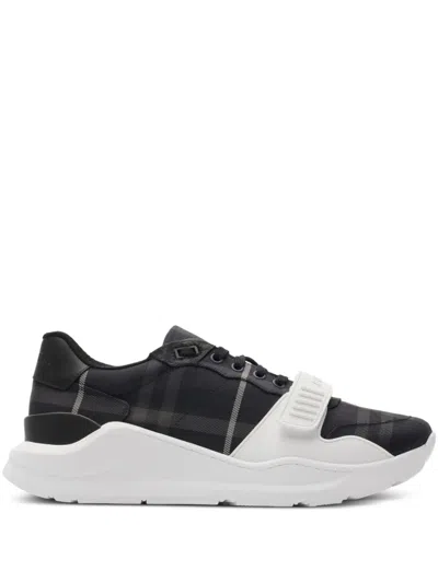 Burberry Karierte Sneakers In Black