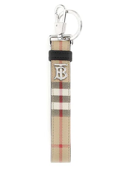 Burberry Key Tag In Checked