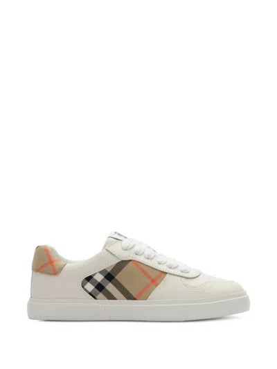 Burberry Kids Mini Check Patterned Sneakers For Boys In White
