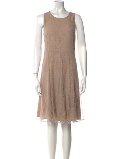 Pre-owned Burberry Lace Knee-length Dress In Neutrals