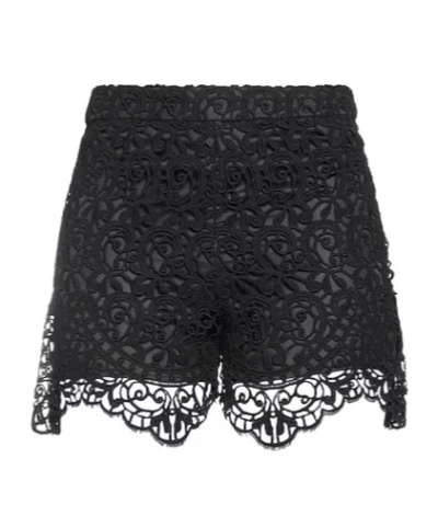 Burberry Lace Pattern Shorts In Black