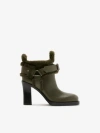Burberry Leather And Shearl In Loch