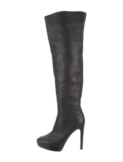 Pre-owned Burberry Leather Boots In Black