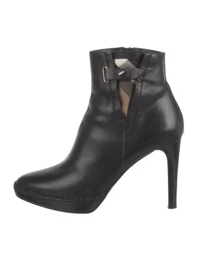 Pre-owned Burberry Leather Boots In Black