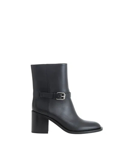 Burberry Leather Boots  In Nero