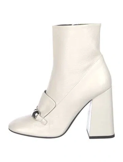 Pre-owned Burberry Leather Boots In White