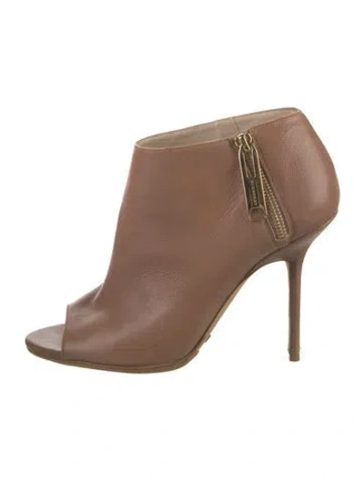 Pre-owned Burberry Leather Chain-link Accents Boots In Neutral