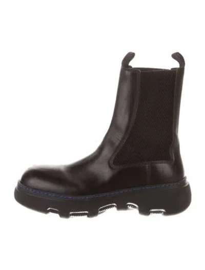 Pre-owned Burberry Leather Chelsea Boots In Black