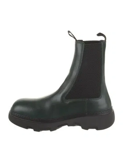 Pre-owned Burberry Leather Chelsea Boots In Green