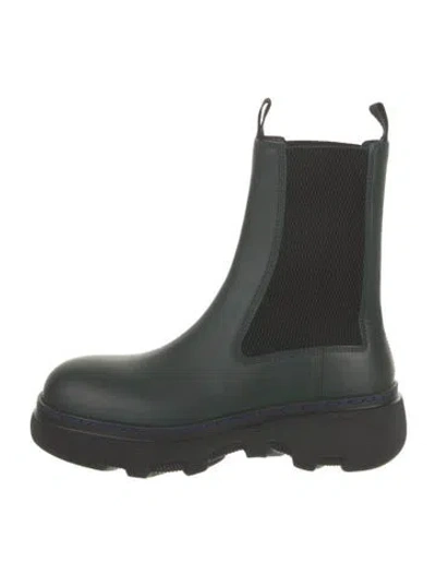 Pre-owned Burberry Leather Chelsea Boots In Green