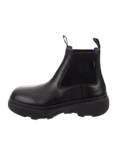 Pre-owned Burberry Leather Chelsea Boots In Green