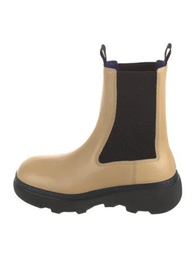 Pre-owned Burberry Leather Chelsea Boots W/ Tags In Neutral