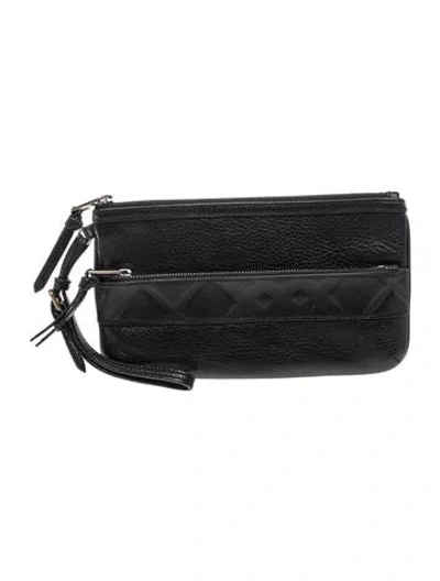 Pre-owned Burberry Leather Clutch In Black