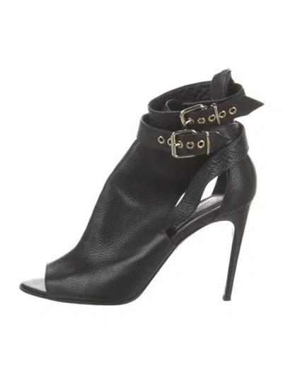 Pre-owned Burberry Leather Cutout Accent Gladiator Sandals In Black