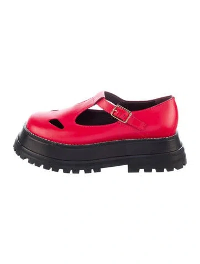 Pre-owned Burberry Leather Cutout Accent Mary Jane Flats In Red
