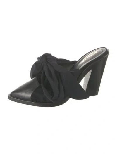 Pre-owned Burberry Leather Cutout Accent Mules In Black