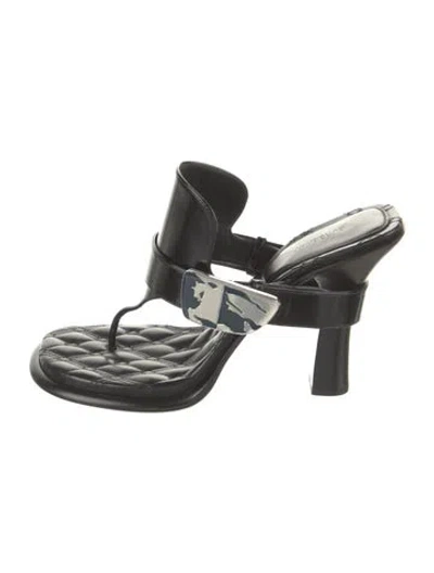 Pre-owned Burberry Leather Flip Flops In Black