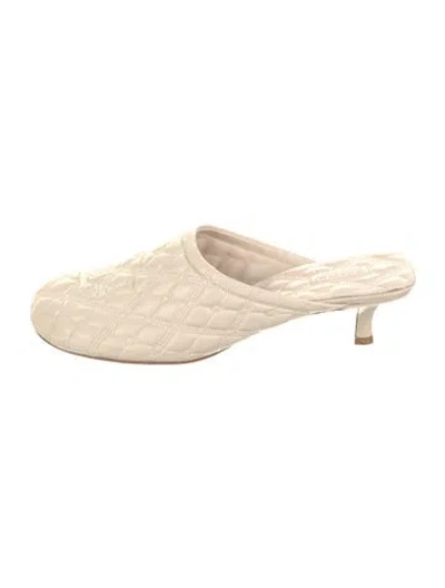 Pre-owned Burberry Leather Mules In Neutral