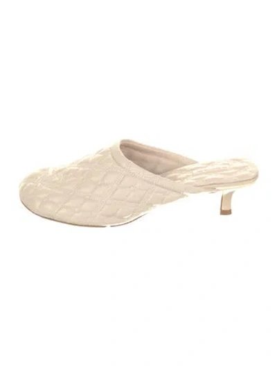 Pre-owned Burberry Leather Mules In Neutral