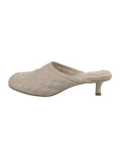 Pre-owned Burberry Leather Mules In Neutral