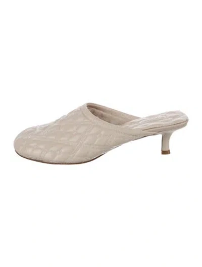 Pre-owned Burberry Leather Mules In Neutral