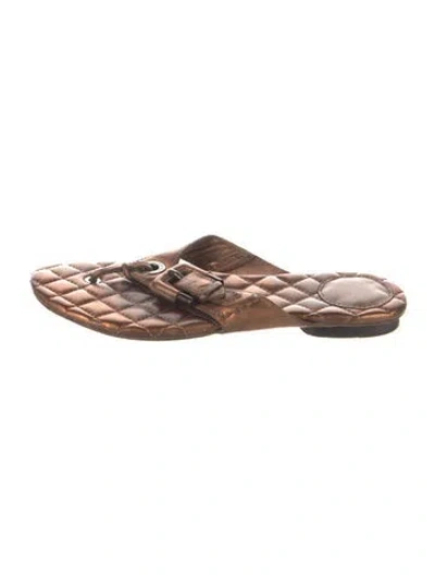 Pre-owned Burberry Leather Patterned Flip Flops In Brown