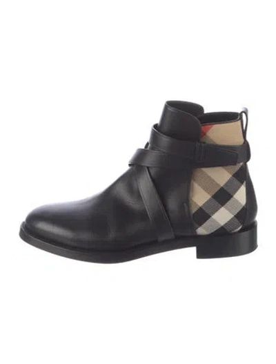 Pre-owned Burberry Leather Printed Chelsea Boots In Black