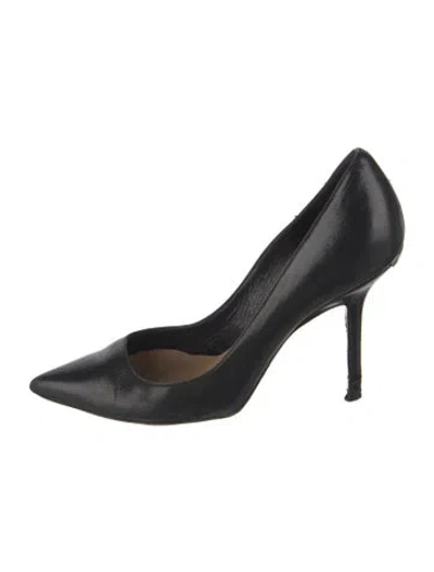 Pre-owned Burberry Leather Pumps In Black