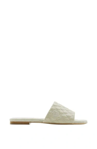 Burberry Quilted Leather Flat Sandals In Plaster