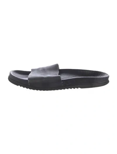 Pre-owned Burberry Leather Slides In Black