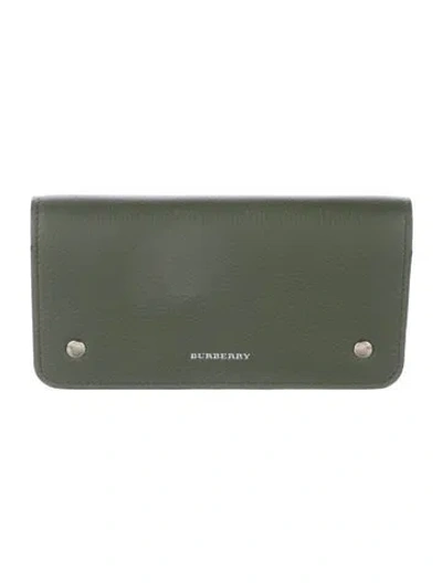 Pre-owned Burberry Leather Wallet In Green