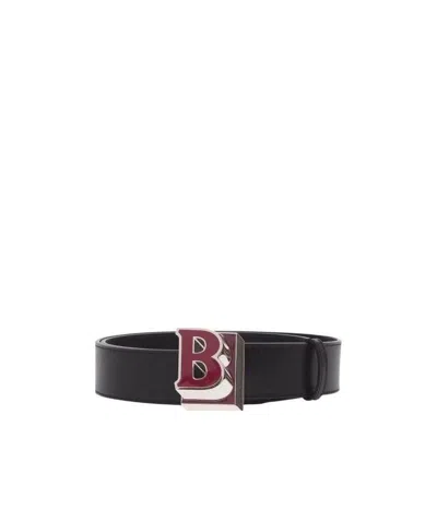 Burberry Letter Graphic Leather Belt In Black