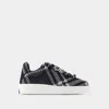 Burberry Check-patterned Low-top Sneakers In Black