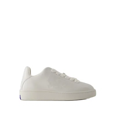 Burberry Lf W62 Leather Sneakers In White