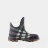 Burberry Marsh Check Rubber Rain Booties In Black