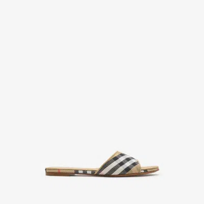 Burberry Lf Sloane Mule Chk Flat In Neutral
