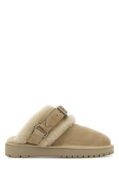 BURBERRY BURBERRY BEIGE SUEDE CHUBBY SLIPPERS