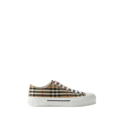Burberry Lace-up Sneakers With Rounded Toe For Women In Multi