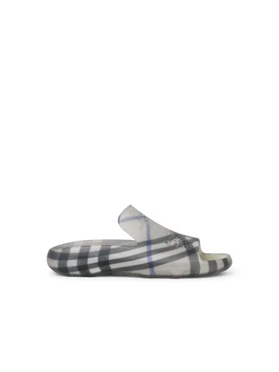 Burberry Lichen Rubber Stingray Slippers In Lichen Check