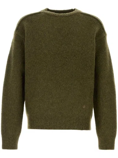 BURBERRY LOGO-CHARM JUMPER