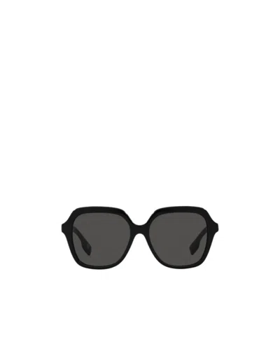 Burberry Logo Sunglasses In Black